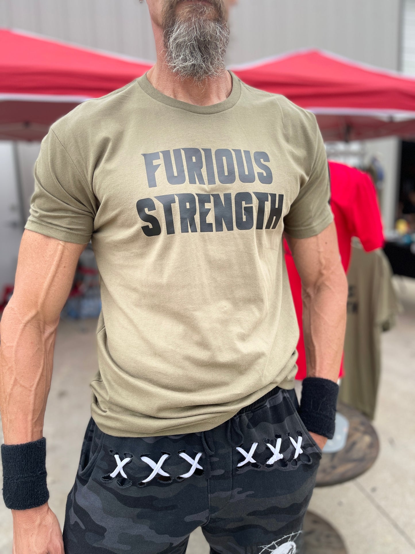 Lobo Oso Furious Strength Tee Green ORIGINAL